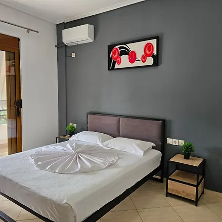 Arta Studio Apartment *